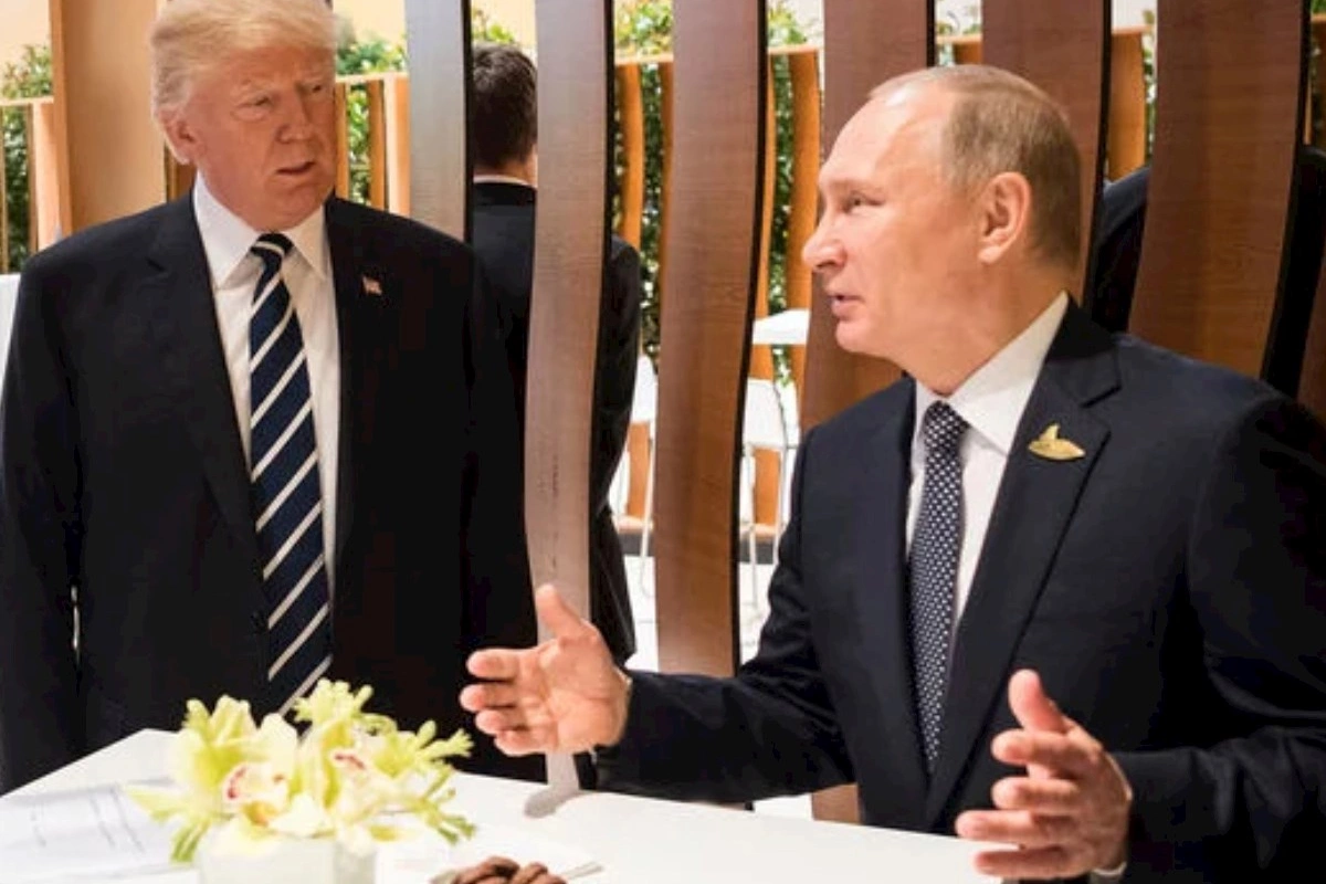 Uşakov: Putin və Tramp Zelenski ilə görüşün təşkili imkanlarını müzakirə etməyiblər
