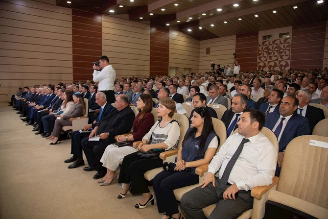 Lənkəranda aqrar sahədə yeni Dövlət Proqramının müzakirəsi ilə bağlı regional müşavirə keçirilib — FOTOLAR