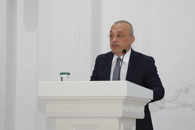 Qubada aqrar sahədə yeni Dövlət Proqramının müzakirəsi ilə bağlı regional müşavirə keçirilib — FOTOLAR Qubada aqrar sahədə yeni Dövlət Proqramının müzakirəsi ilə bağlı regional müşavirə keçirilib — FOTOLAR