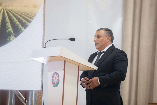Lənkəranda aqrar sahədə yeni Dövlət Proqramının müzakirəsi ilə bağlı regional müşavirə keçirilib — FOTOLAR