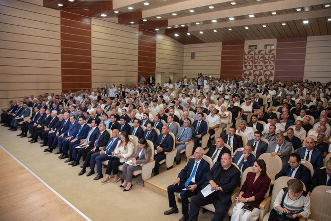 Lənkəranda aqrar sahədə yeni Dövlət Proqramının müzakirəsi ilə bağlı regional müşavirə keçirilib — FOTOLAR
