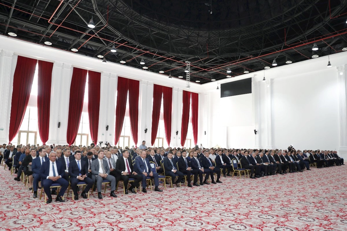 Qubada aqrar sahədə yeni Dövlət Proqramının müzakirəsi ilə bağlı regional müşavirə keçirilib — FOTOLAR
