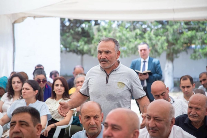 İcra başçısı Seyidsadıqlı kəndində görüş keçirib — FOTOLAR
