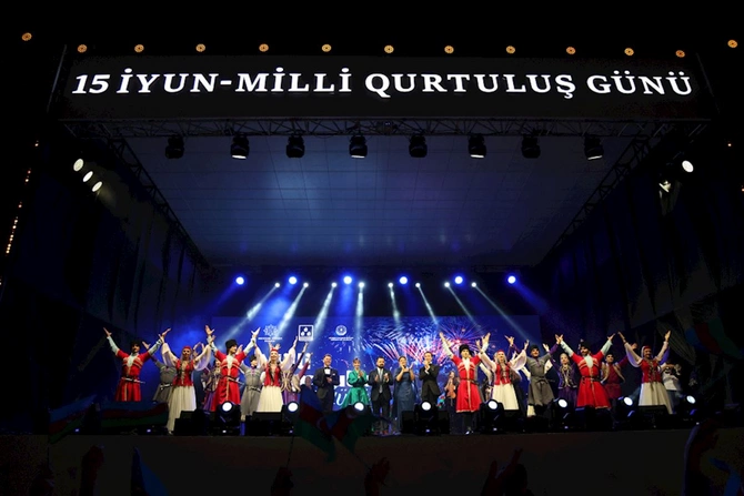 Bakıda Milli Qurtuluş Gününə həsr olunan bayram konserti — FOTOLAR