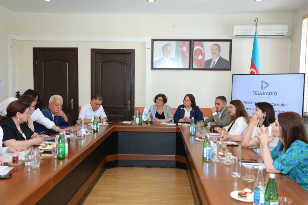 “Mediada Azərbaycan dili” proqramının yekun mərhələsi təşkil olunub — FOTOLAR