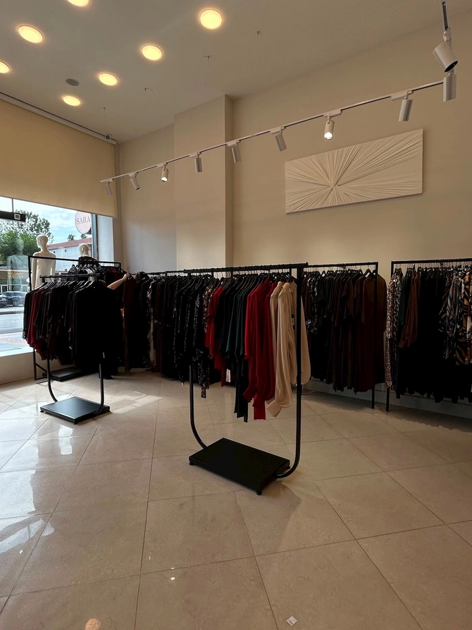 Azərbaycanda 35 illik geyim brendi SARA yeni kolleksiyalar təqdim edir — FOTOLAR Azərbaycanda 35 illik geyim brendi SARA yeni kolleksiyalar təqdim edir — FOTOLAR
