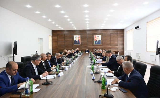 Əlaqələndirmə Qərargahının növbəti iclası Ağdərədə keçirildi — FOTOLAR (YENİLƏNİB) Əlaqələndirmə Qərargahının növbəti iclası Ağdərədə keçirildi — FOTOLAR (YENİLƏNİB)