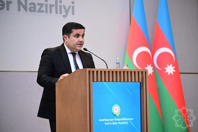 XİN-də “İnsan Hüquqları Aylığı” çərçivəsində seminar təşkil olunub — FOTOLAR