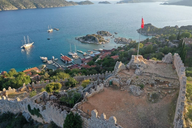 Vaxtın sanki dayandığı məkanlar: Təlaşdan uzaq istirahət üçün Türkiyənin ən gözəl kəndləri — FOTO