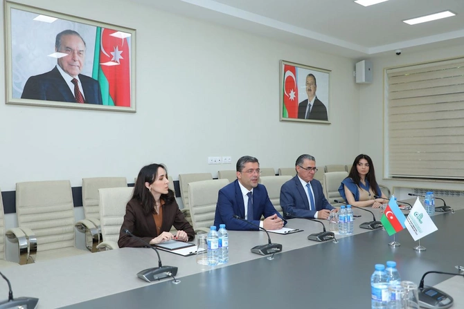 MEDİA-da İƏT-in Xəbər Agentlikləri Birliyinin baş direktoru ilə görüş keçirildi — FOTOLAR