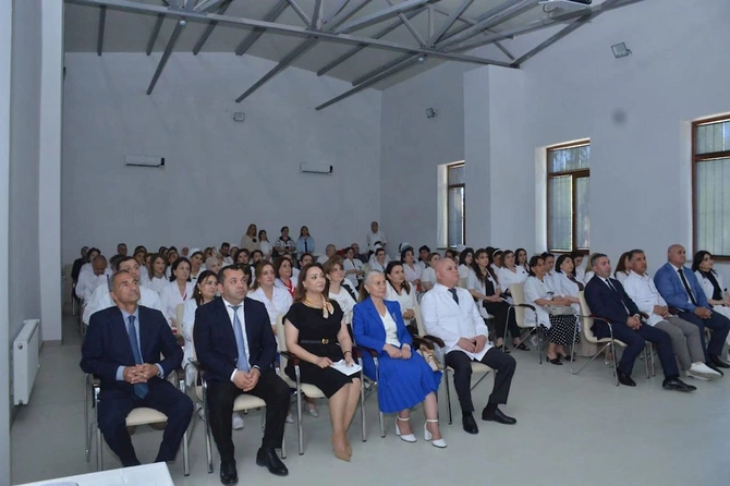 Salyanda tibb işçilərinin peşə bayramı qeyd olundu — FOTOLAR Salyanda tibb işçilərinin peşə bayramı qeyd olundu — FOTOLAR