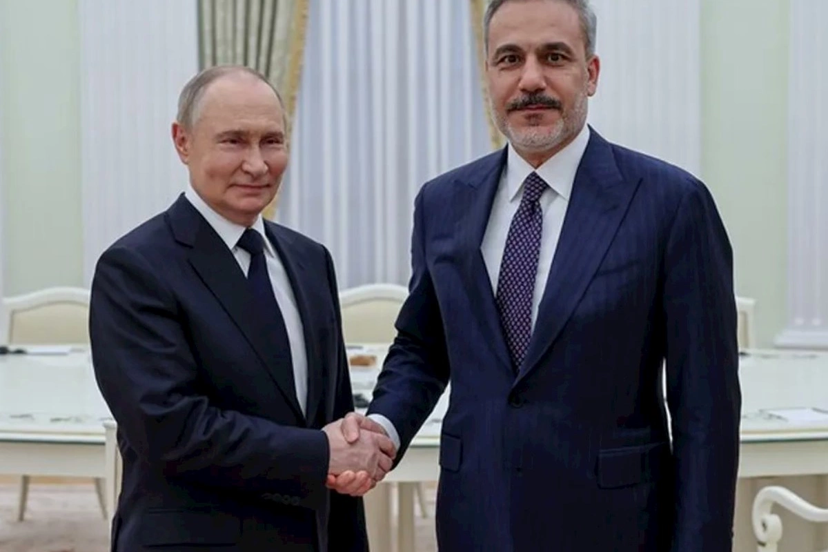 Putin Hakan Fidanla görüşüb