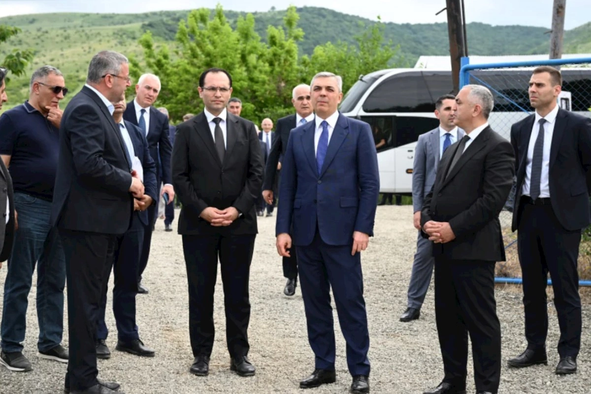 Xocalıda salınmış intensiv meyvə bağları ilə tanışlıq olub — FOTOLAR