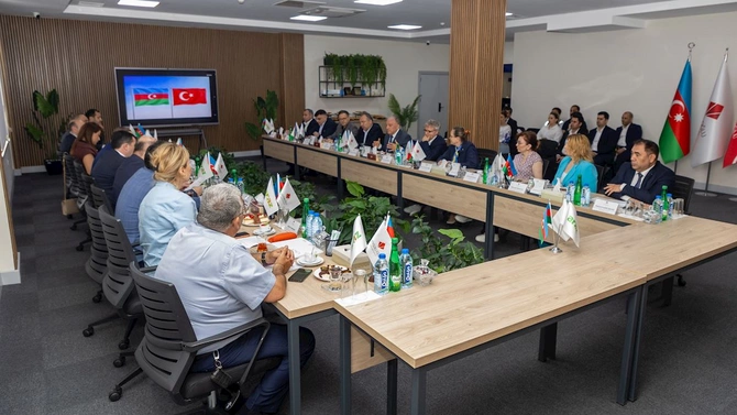 Veysəloğlu Şirkətlər Qrupunda Milli Qida Texnologiyaları Platformasının nümayəndələri ilə görüş keçirilib — FOTOLAR Veysəloğlu Şirkətlər Qrupunda Milli Qida Texnologiyaları Platformasının nümayəndələri ilə görüş keçirilib — FOTOLAR