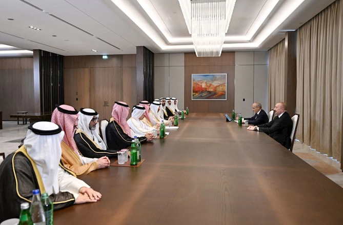 Prezident Ərəb Koordinasiya Qrupunun nümayəndələrini qəbul etdi — FOTOLAR