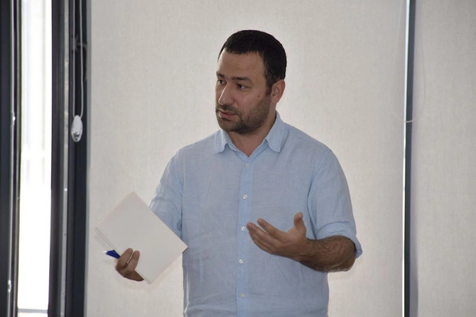 Qarabağ Universitetinin İqtisadiyyat proqramı Oxford alimləri ilə yeniləndi — FOTOLAR