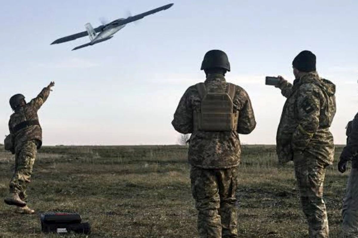 Ukrayna ordusu Mosvkaya növbəti kütləvi dron hücumu başlatdı — VİDEO