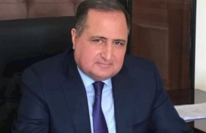 “Vəzifəli şəxs heç bir vəsait qoymadan “şərik” oldu, 380 min manatımı ələ keçirdi”