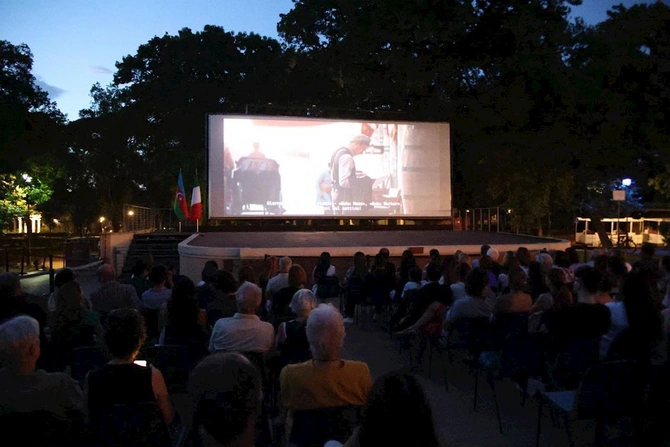 Romanın “Casa del Cinema” mərkəzində “Tağıyev: Neft” filminin premyerası keçirilib — FOTOLAR