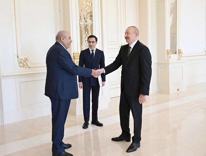İlham Əliyev İordaniya Haşimilər Krallığı Nümayəndələr Palatasının nümayəndə heyətini qəbul edib — FOTOLAR