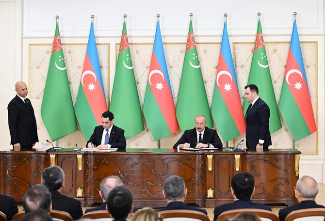 Azərbaycan və Türkmənistan 12 sənədi mübadilə etdi — FOTOLAR (YENİLƏNİB)