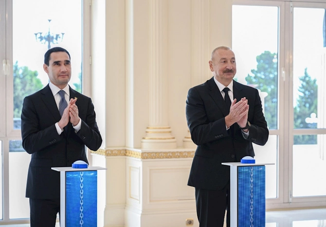 Bakıda Dostlug tankerinin onlayn formatda hədiyyə olunması mərasimi keçirildi — FOTOLAR Bakıda Dostlug tankerinin onlayn formatda hədiyyə olunması mərasimi keçirildi — FOTOLAR