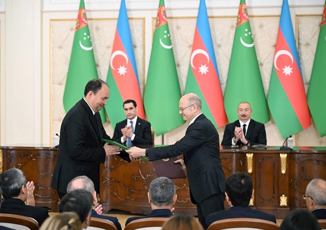 Azərbaycan və Türkmənistan 12 sənədi mübadilə etdi — FOTOLAR (YENİLƏNİB)