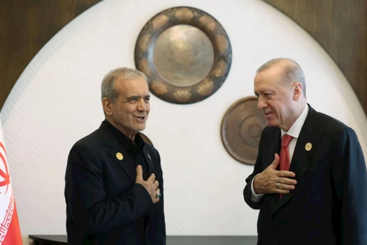 Ərdoğan və Pezeşkian regional gündəmi müzakirə edib