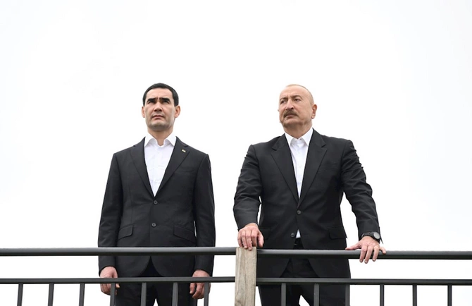 Türkmənistan Prezidentinə Qarabağ atı hədiyyə edilib — FOTOLAR Türkmənistan Prezidentinə Qarabağ atı hədiyyə edilib — FOTOLAR