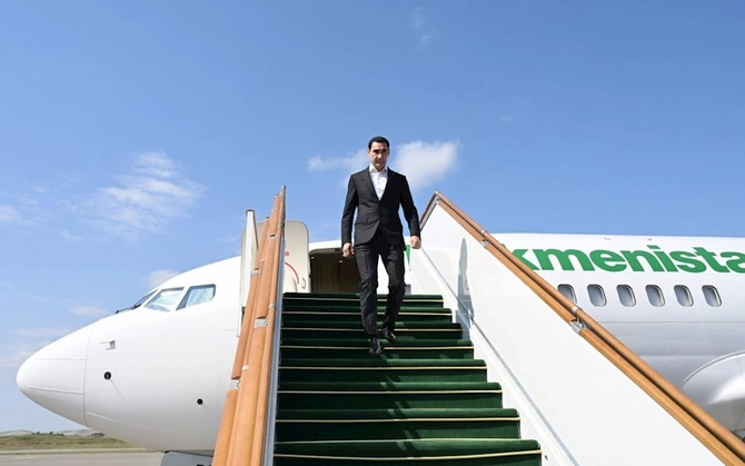 Prezident Sərdar Berdiməhəmmədovu Füzulidə qarşıladı — FOTOLAR