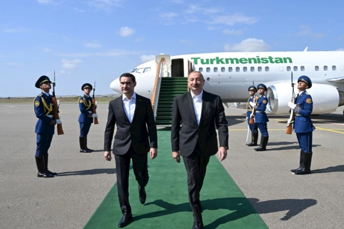 Prezident Sərdar Berdiməhəmmədovu Füzulidə qarşıladı — FOTOLAR