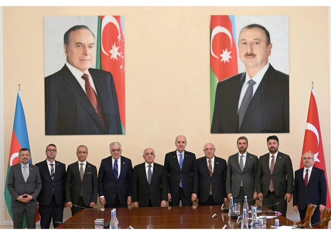 Əli Əsədov Numan Kurtulmuşla görüşdü — FOTO