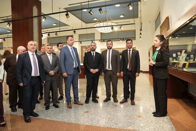 Türkman QHT-lərinin nümayəndələri Heydər Əliyevin abidəsini və Muzeyini ziyarət etdi — FOTOLAR