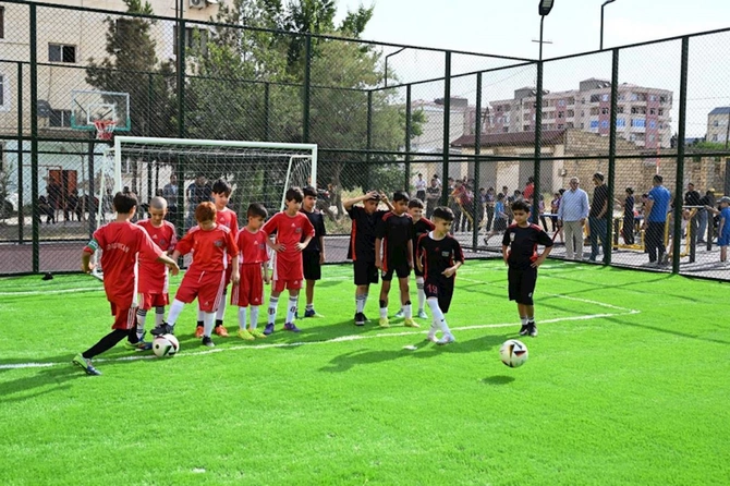“Sağlam məhəllə” layihəsi çərçivəsində yeni idman zonaları istifadəyə verilib — FOTOLAR