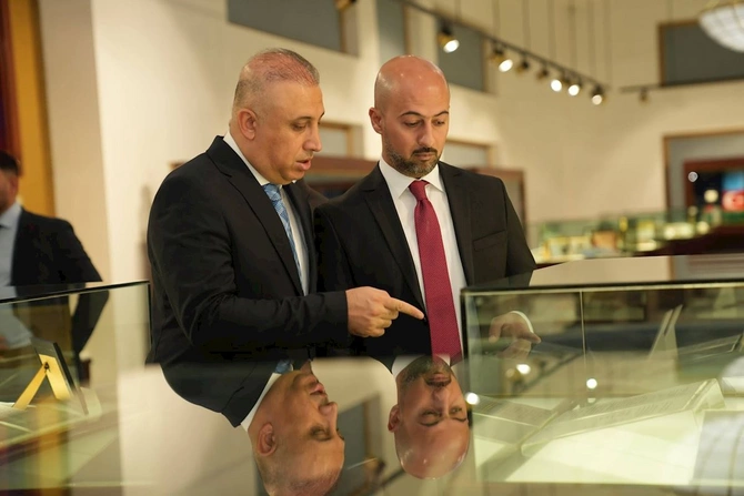 Türkman QHT-lərinin nümayəndələri Heydər Əliyevin abidəsini və Muzeyini ziyarət etdi — FOTOLAR