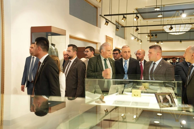 Türkman QHT-lərinin nümayəndələri Heydər Əliyevin abidəsini və Muzeyini ziyarət etdi — FOTOLAR