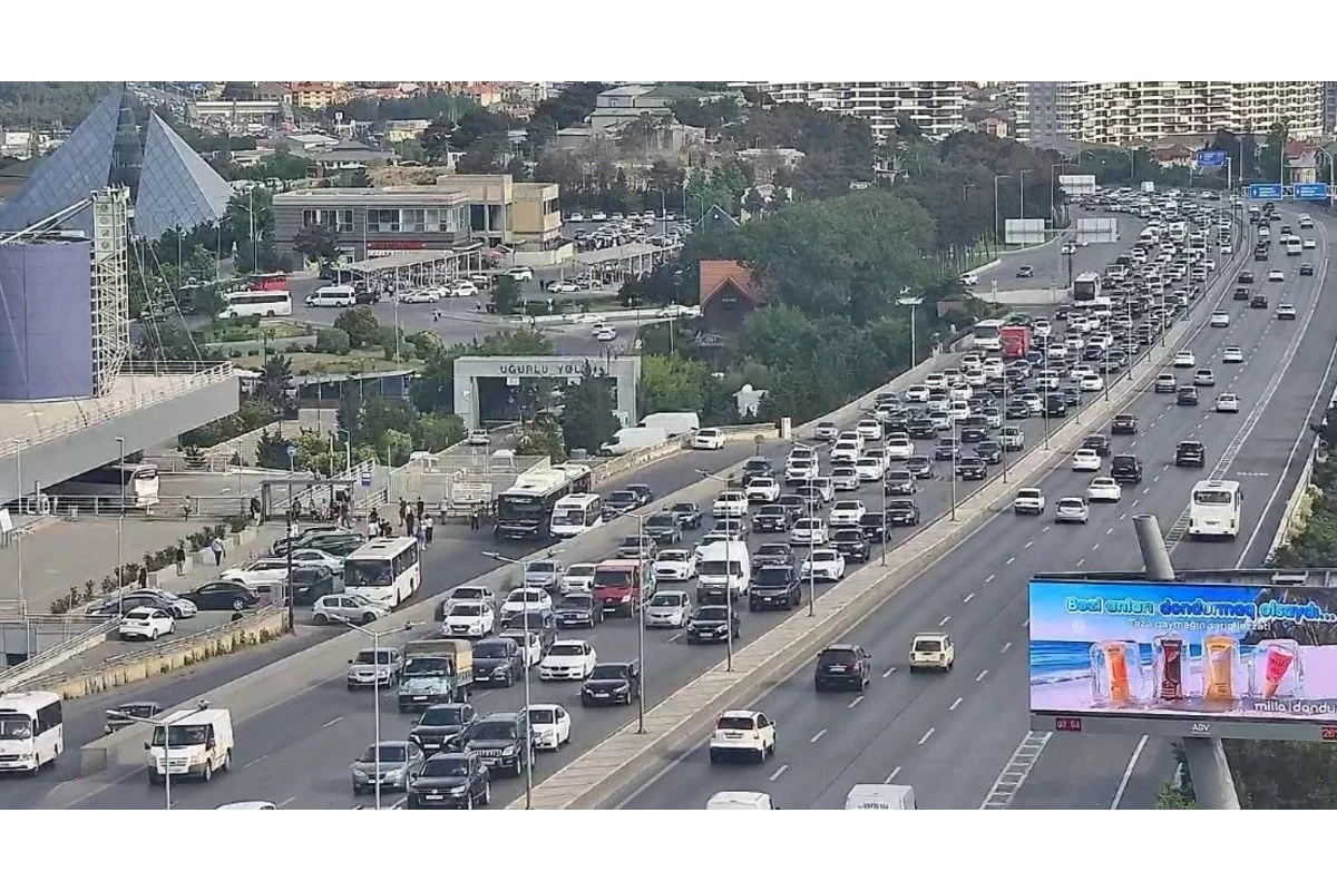Bakıda yalnız 3 istiqamətdə tıxac var