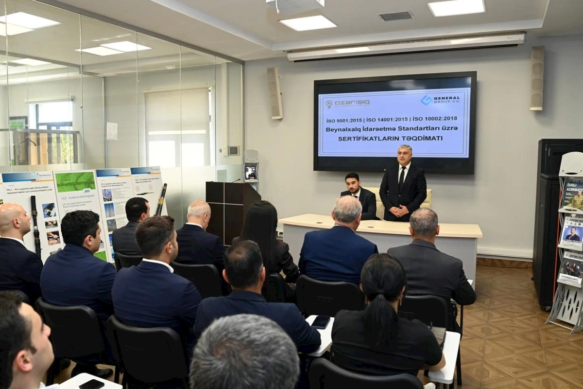 “Azərişıq” ASC-yə ISO beynəlxalq standartları üzrə sertifikatlar təqdim olunub — FOTOLAR