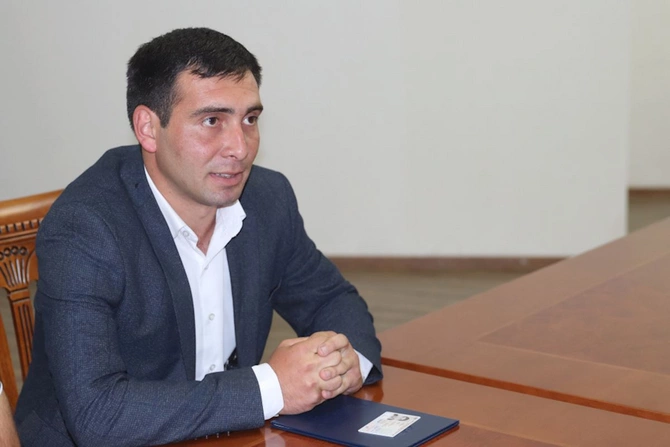KTN rəsmisi Xankəndidə Ağdərə və Xocalı sakinlərinin müraciətlərini dinləyib — FOTOLAR