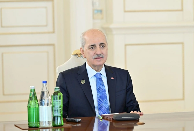 Prezident TBMM sədrinin rəhbərlik etdiyi nümayəndə heyətini qəbul etdi — FOTOLAR Prezident TBMM sədrinin rəhbərlik etdiyi nümayəndə heyətini qəbul etdi — FOTOLAR