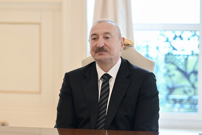 Prezident TBMM sədrinin rəhbərlik etdiyi nümayəndə heyətini qəbul etdi — FOTOLAR Prezident TBMM sədrinin rəhbərlik etdiyi nümayəndə heyətini qəbul etdi — FOTOLAR