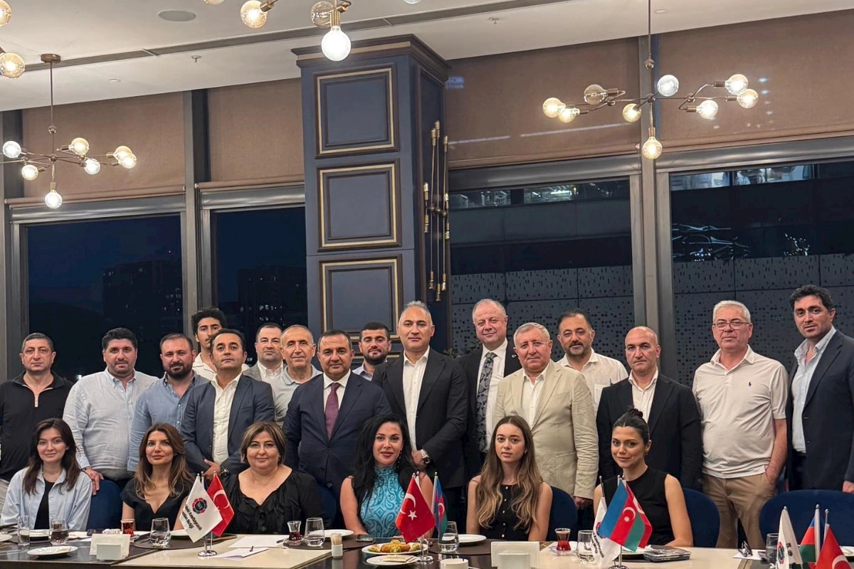 Türkiyə və Azərbaycan arasında iqtisadi əməkdaşlığın inkişafı TAİB-in gündəmində — FOTOLAR