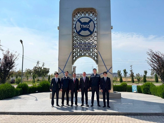 Baku Steel Company V Daşkənd Beynəlxalq İnvestisiya Forumunda təmsil olunub — FOTOLAR