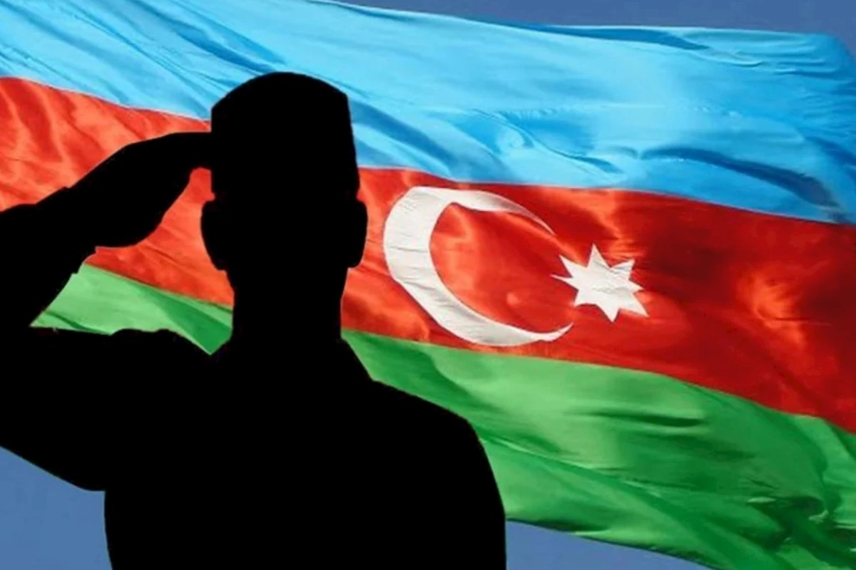 Şəhid olmuş bir qrup hərbi qulluqçu və mülki işçi ölümündən sonra təltif olunub