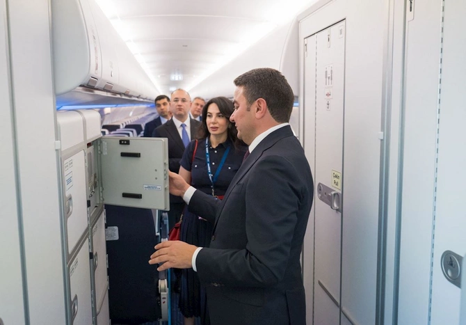 AZAL təyyarə parkına ilk yeni nəsil “Airbus A321neo”nu əlavə etdi — VİDEO/FOTOLAR AZAL təyyarə parkına ilk yeni nəsil “Airbus A321neo”nu əlavə etdi — VİDEO/FOTOLAR