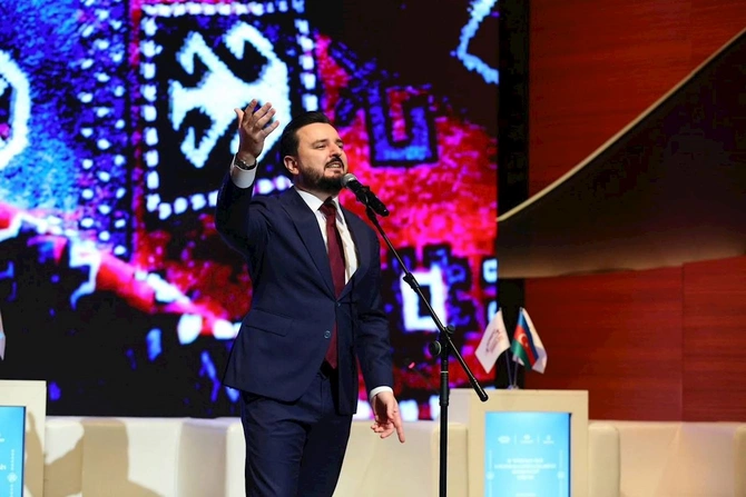 Bizi Birləşdirən Mədəniyyət” İctimai Birliyi yeni layihəsini təqdim etdi — FOTOLAR Bizi Birləşdirən Mədəniyyət” İctimai Birliyi yeni layihəsini təqdim etdi — FOTOLAR
