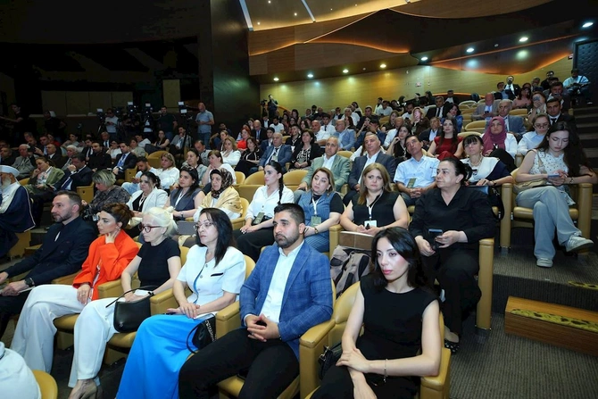 Bakıda ərəb dünyası türkmanları ilə forum keçirildi — FOTOLAR