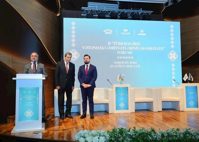 Bizi Birləşdirən Mədəniyyət” İctimai Birliyi yeni layihəsini təqdim etdi — FOTOLAR Bizi Birləşdirən Mədəniyyət” İctimai Birliyi yeni layihəsini təqdim etdi — FOTOLAR