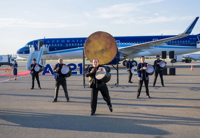 AZAL təyyarə parkına ilk yeni nəsil “Airbus A321neo”nu əlavə etdi — VİDEO/FOTOLAR AZAL təyyarə parkına ilk yeni nəsil “Airbus A321neo”nu əlavə etdi — VİDEO/FOTOLAR