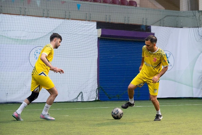 Yelo Bank şirkətlərarası futbol liqasının çempionu olub — FOTOLAR